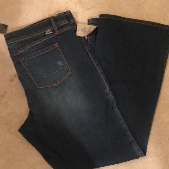 Torrid bootcut size 20 jeans
